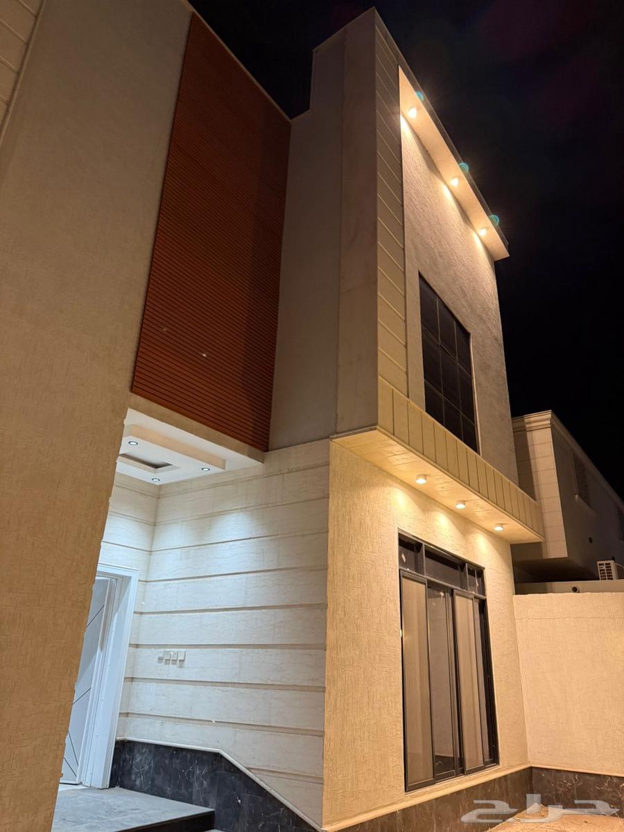 6 bedroom villa in Al Salam 18