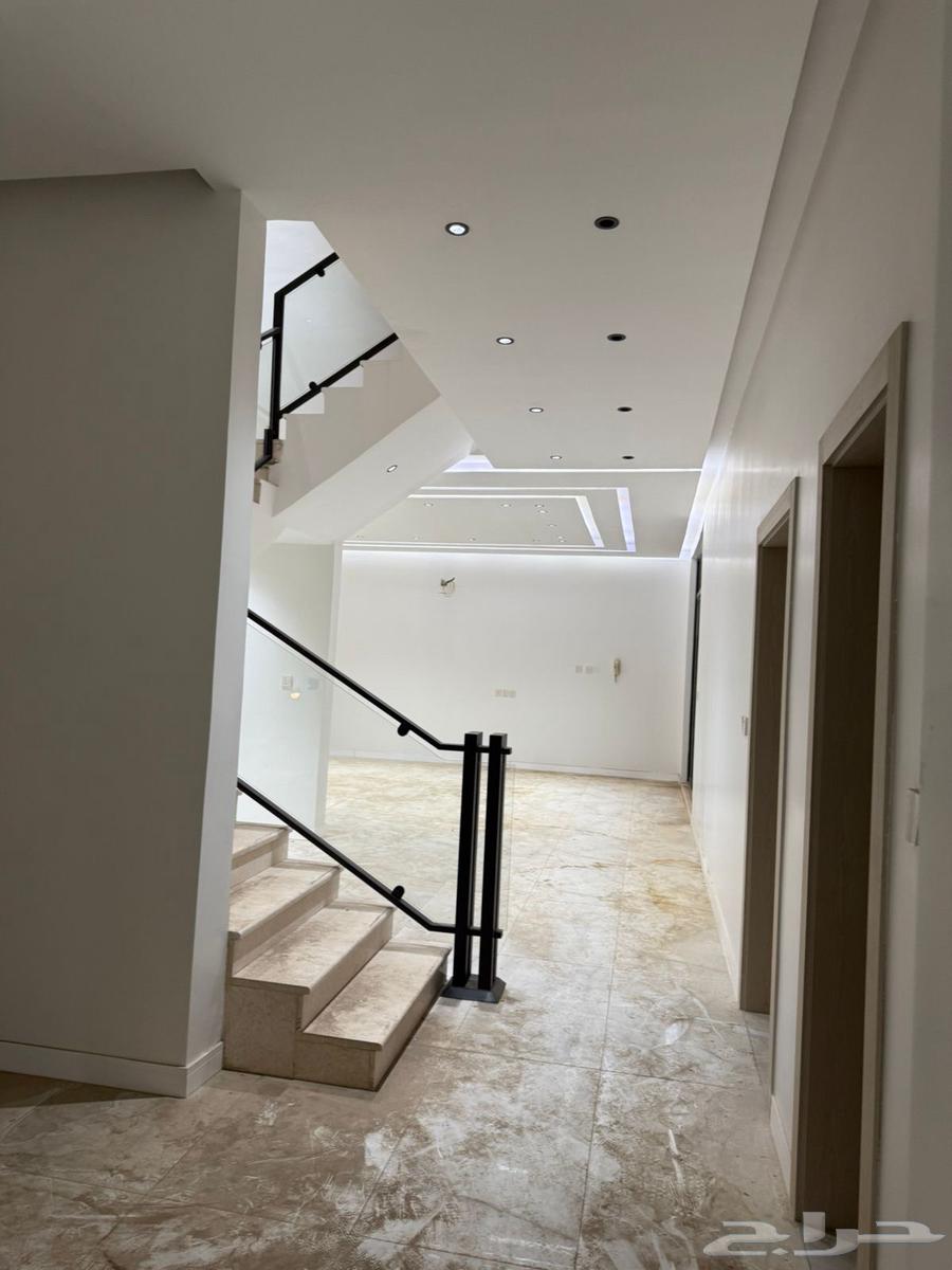 6 bedroom villa in Al Salam 3