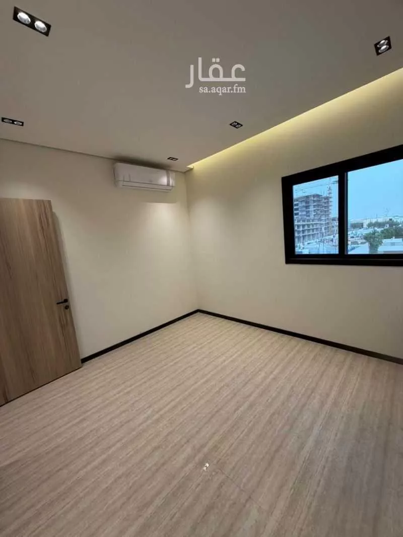 دور 4 غرف في الملك عبدالله 22