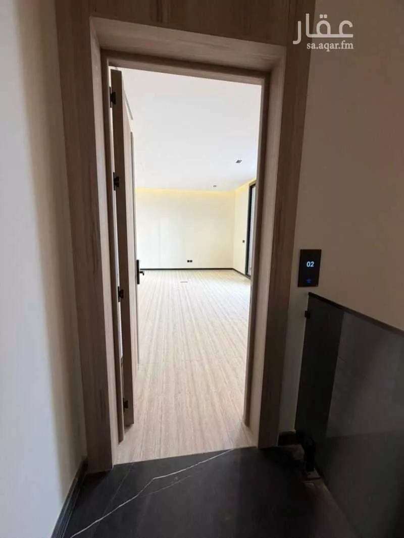 دور 4 غرف في الملك عبدالله 7