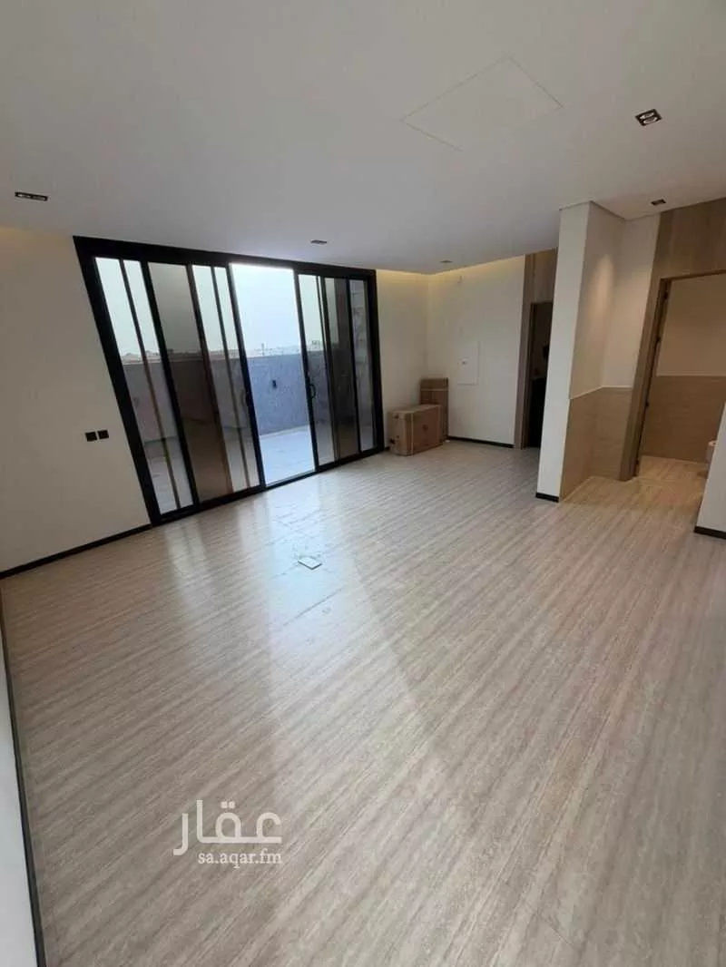 دور 4 غرف في الملك عبدالله 8