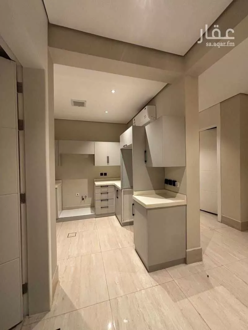 4 bedroom apartment in Al Aqiq 3