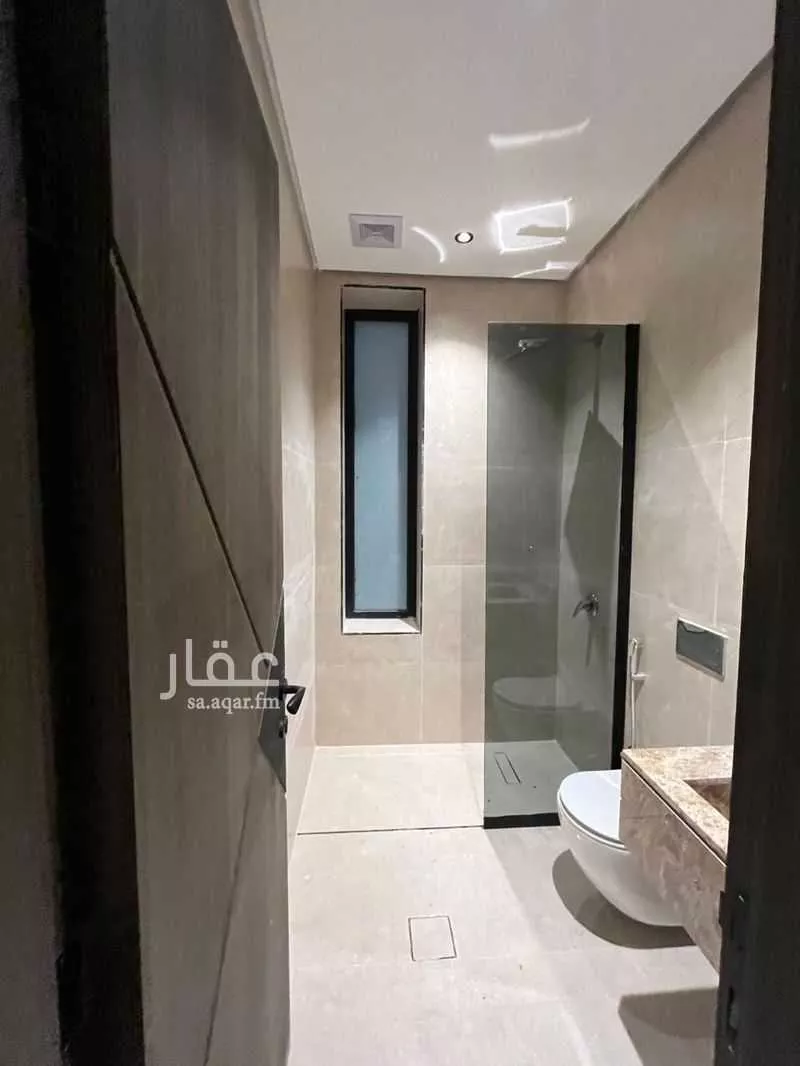 5 bedroom apartment in Al Hamra 4