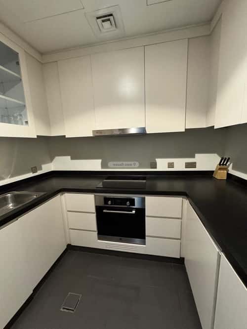 شقة 1 غرف في العليا 11