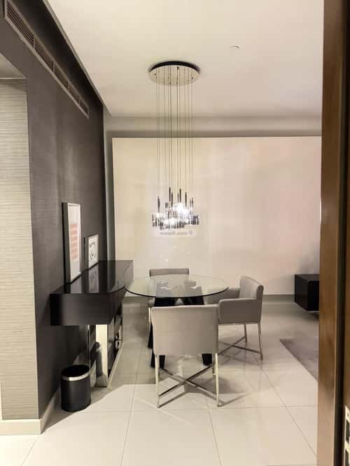 شقة 1 غرف في العليا 8