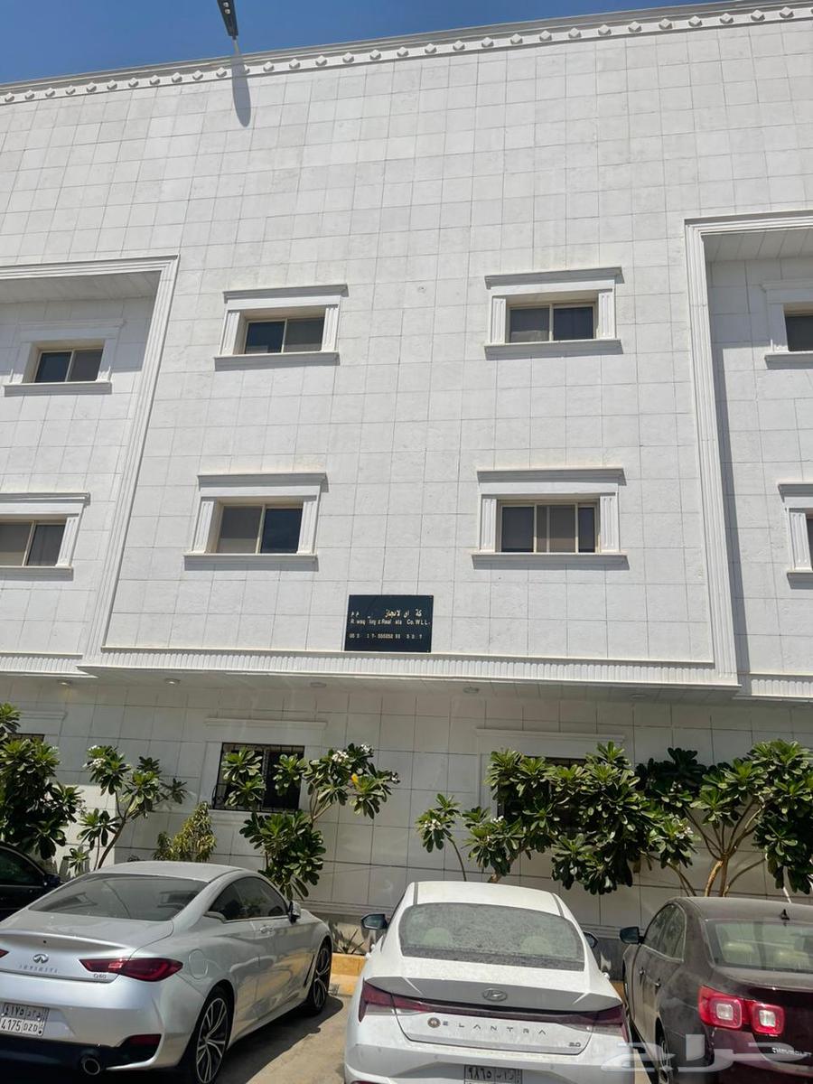 شقة 2 غرف في الملقا 11