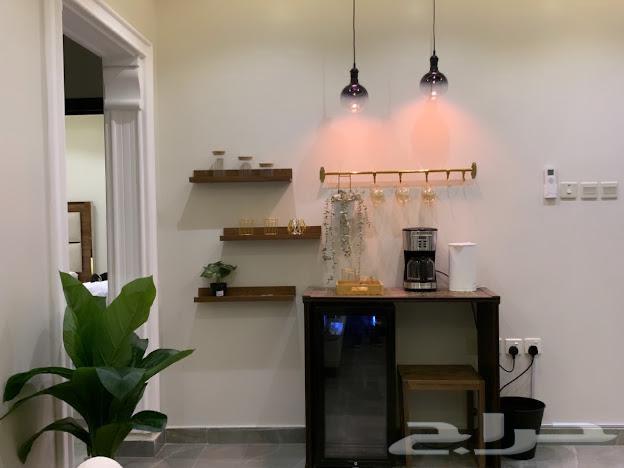 شقة 2 غرف في الملقا 9