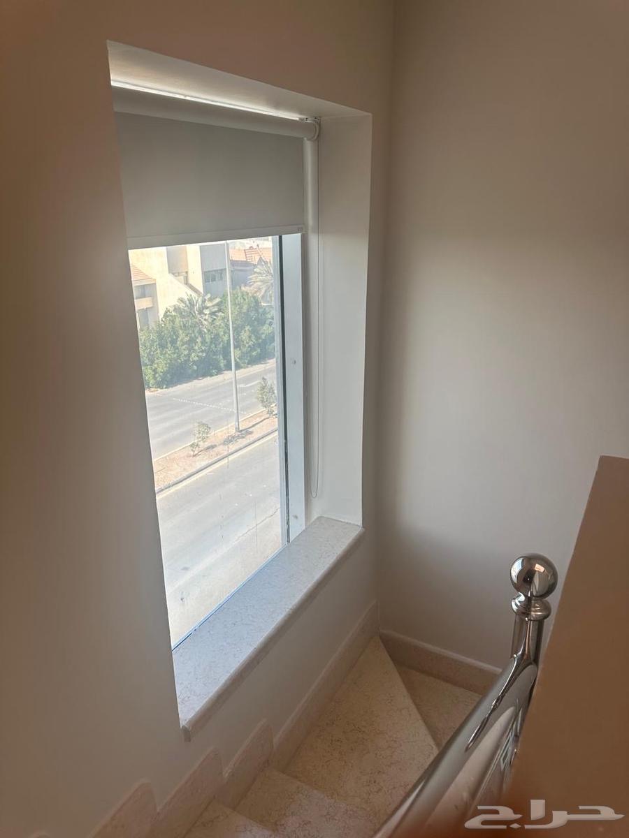 شقة 3 غرف في المغرزات 9