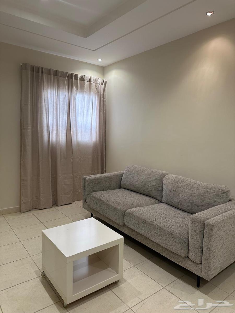 شقة 3 غرف في المغرزات 10