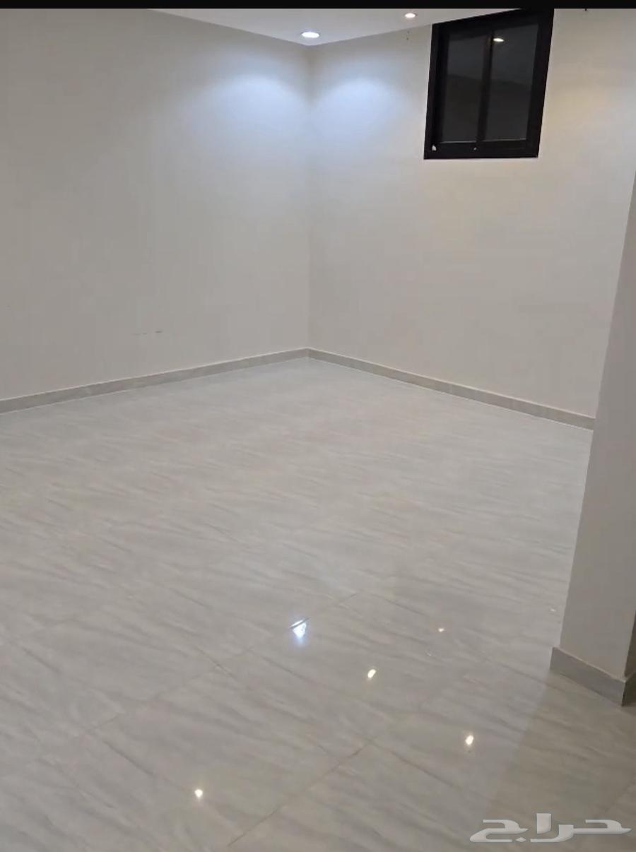 شقة 4 غرف في القادسية 7