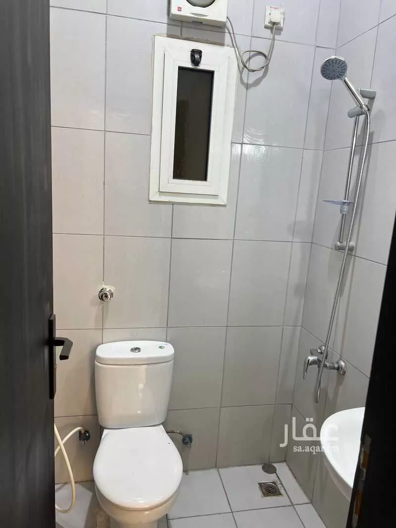 شقة 2 غرف في النزهة 8