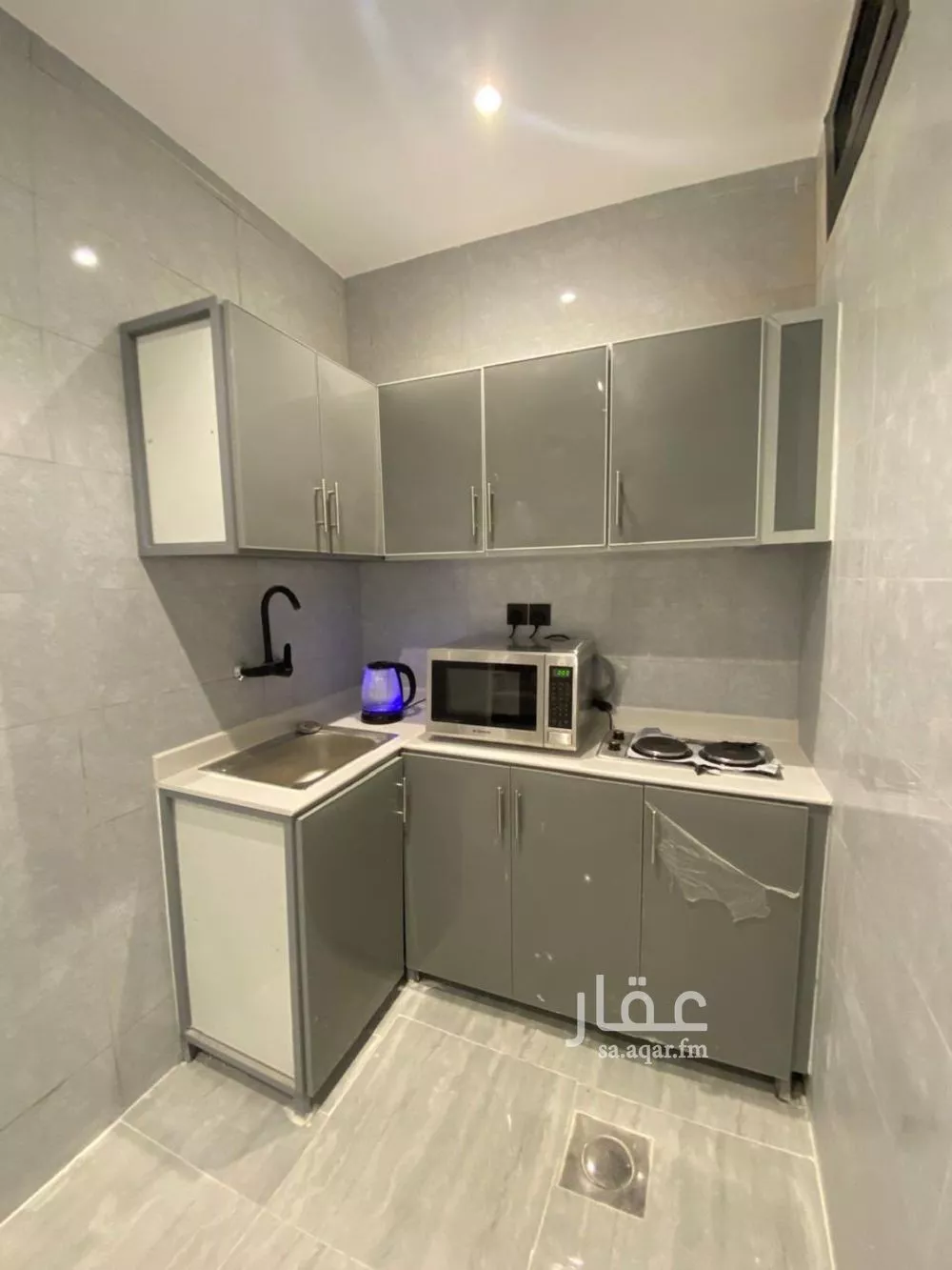 شقة 1 غرف في جرير 10