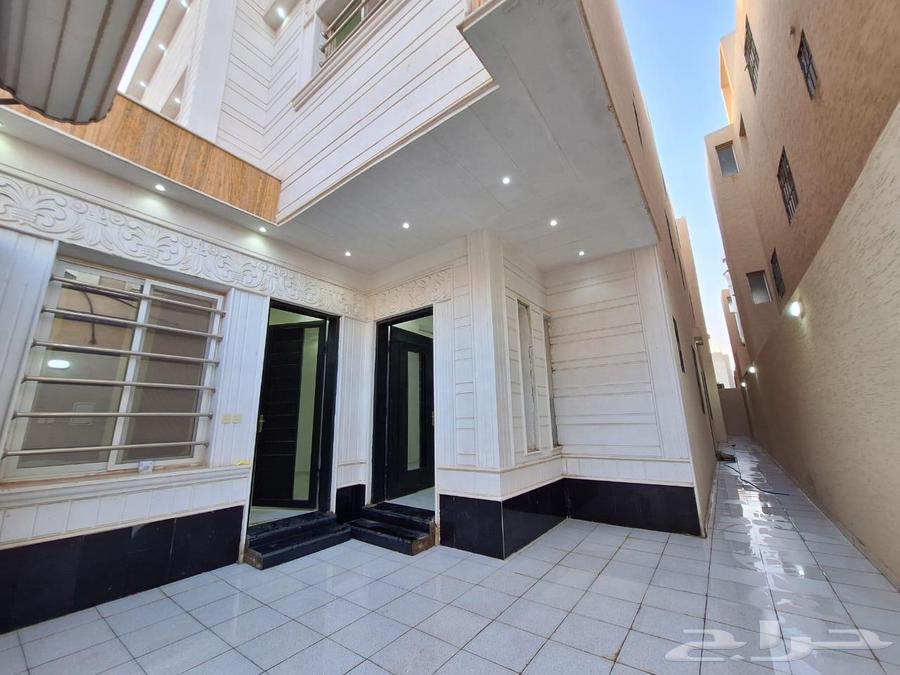 8 bedroom villa in Al Rimal 2