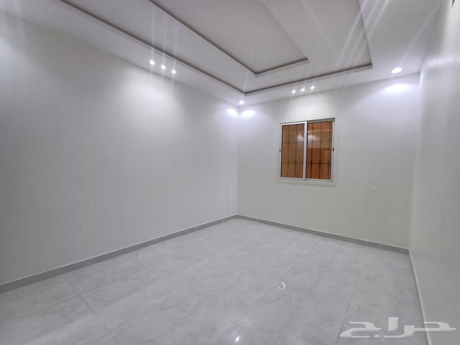 8 bedroom villa in Al Rimal 11