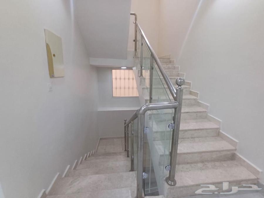 8 bedroom villa in Al Rimal 12