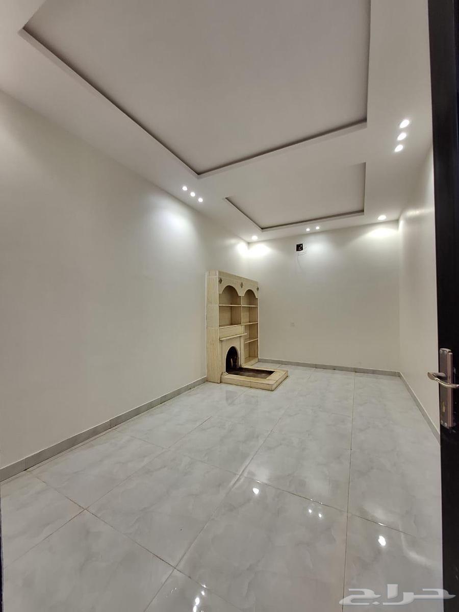 8 bedroom villa in Al Rimal 3