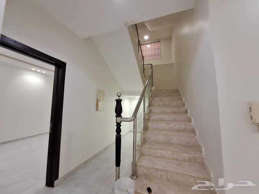 8 bedroom villa in Al Rimal 9