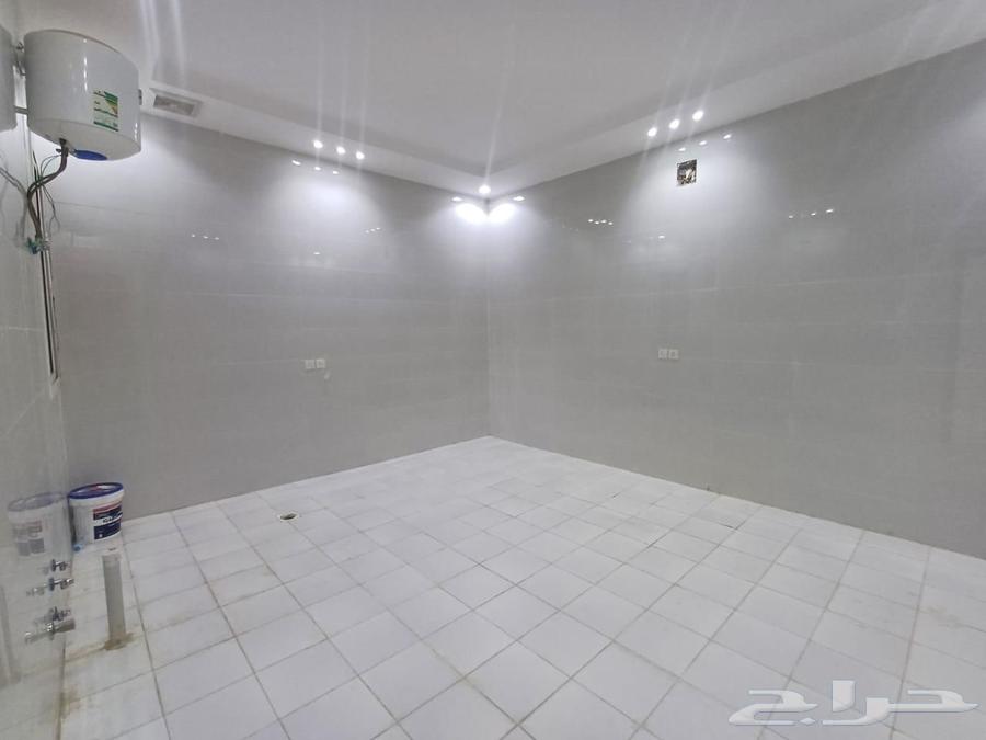 8 bedroom villa in Al Rimal 10