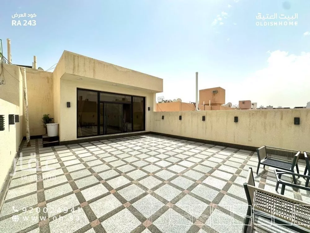 3 bedroom apartment in Al Malqa 18
