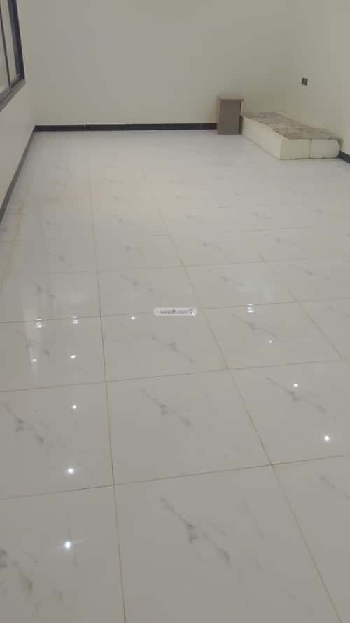 شقة 3 غرف في المرجان 5