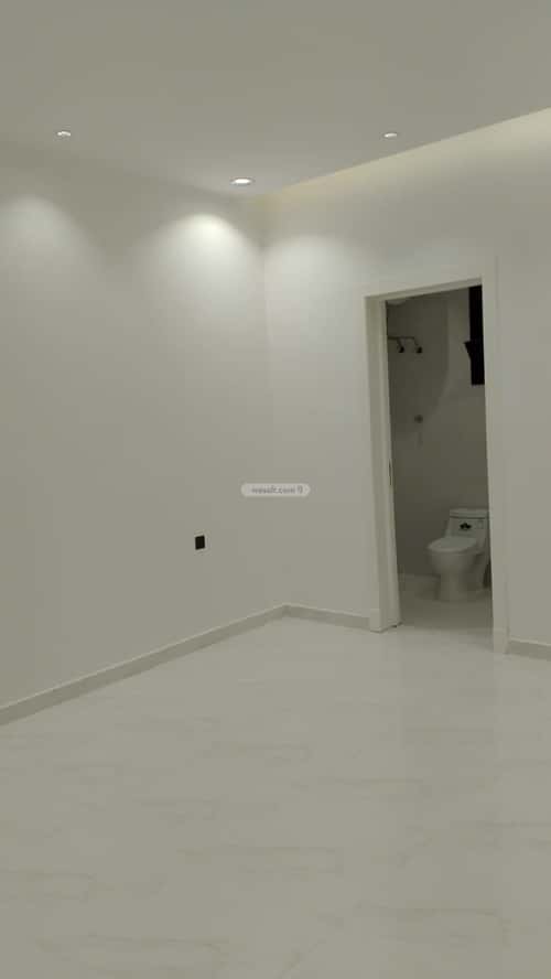 دور 4 غرف في السويدي 7