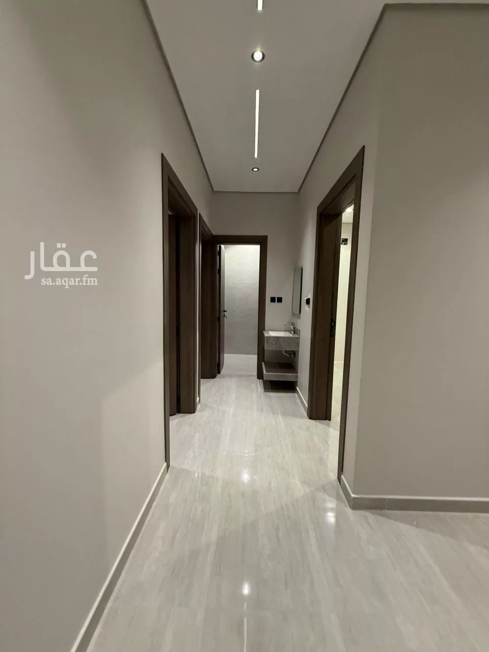 4 bedroom apartment in Dhahrat Namar 10