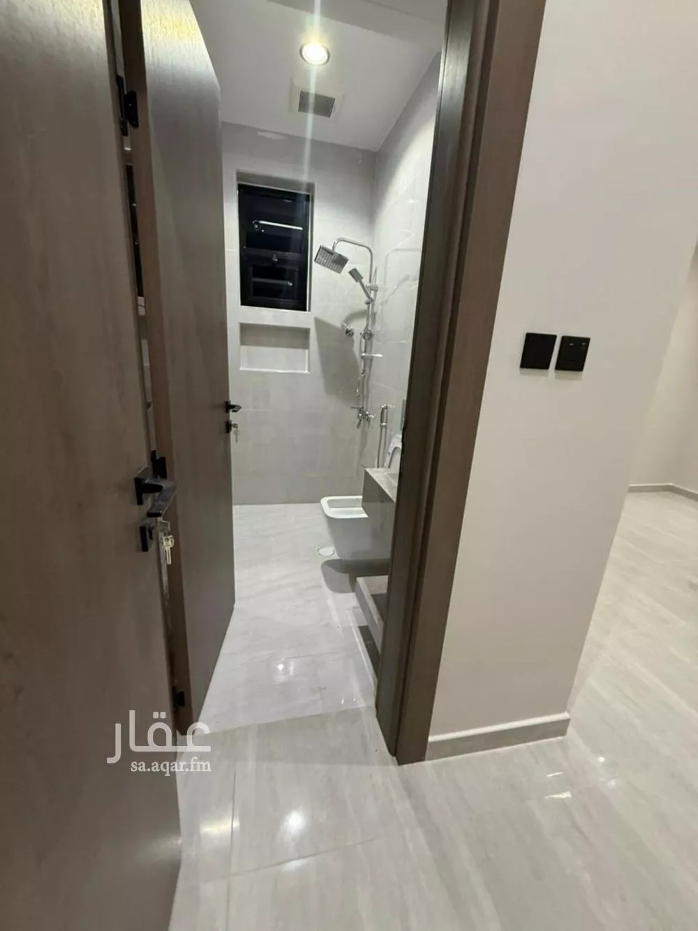 4 bedroom apartment in Dhahrat Namar 8