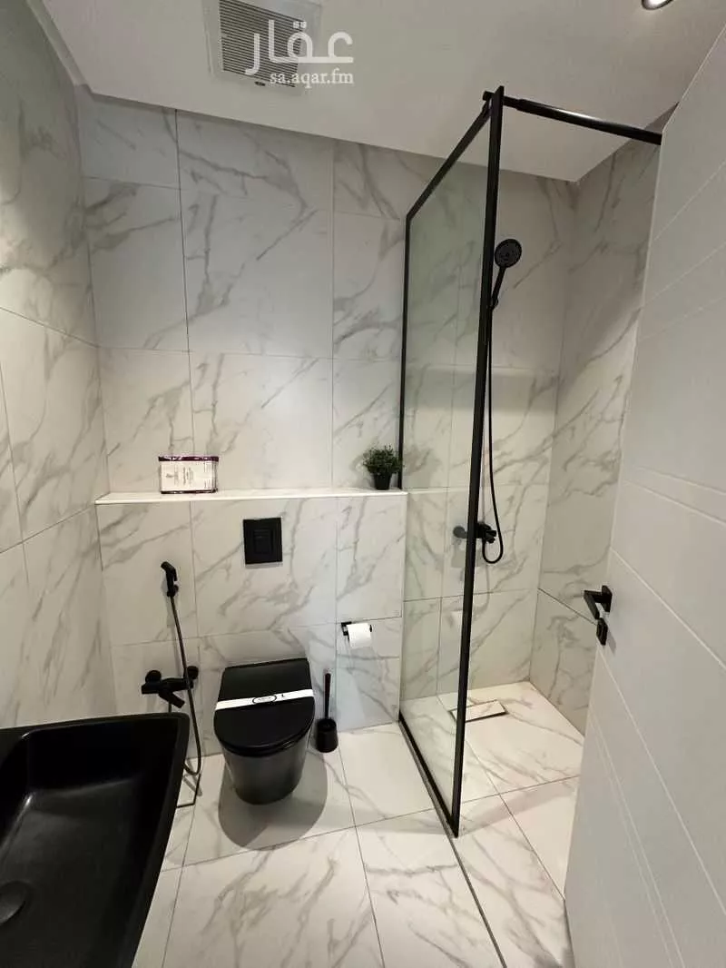 شقة 3 غرف في الملقا 15