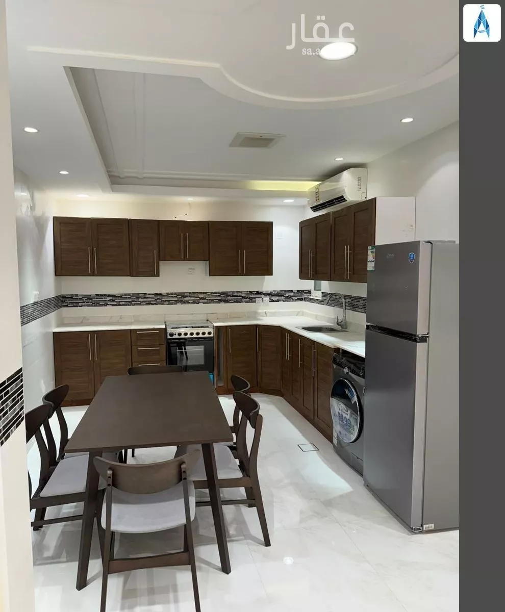 5 bedroom apartment in Al Yasmin 10