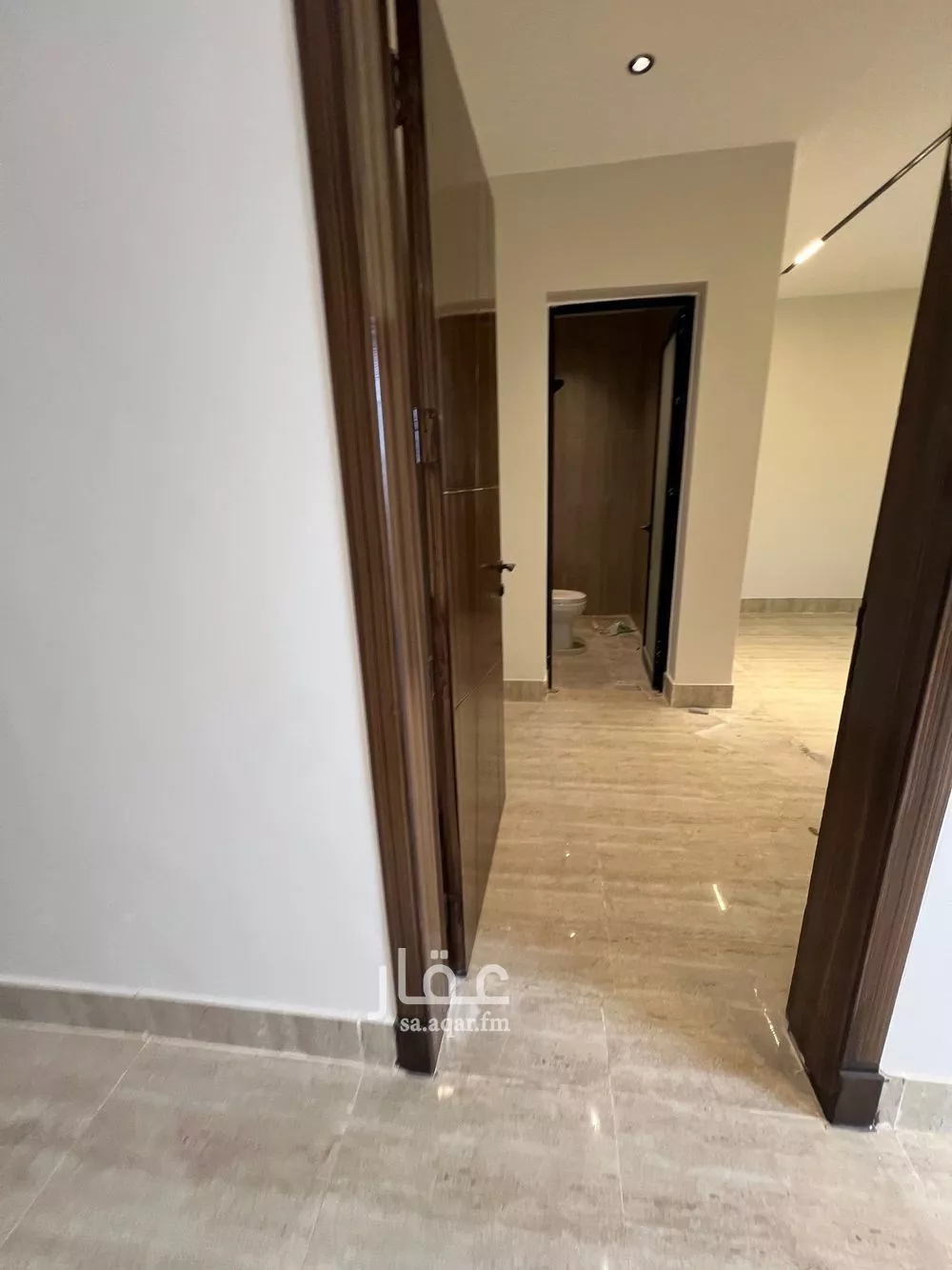 شقة 4 غرف في الندى 8