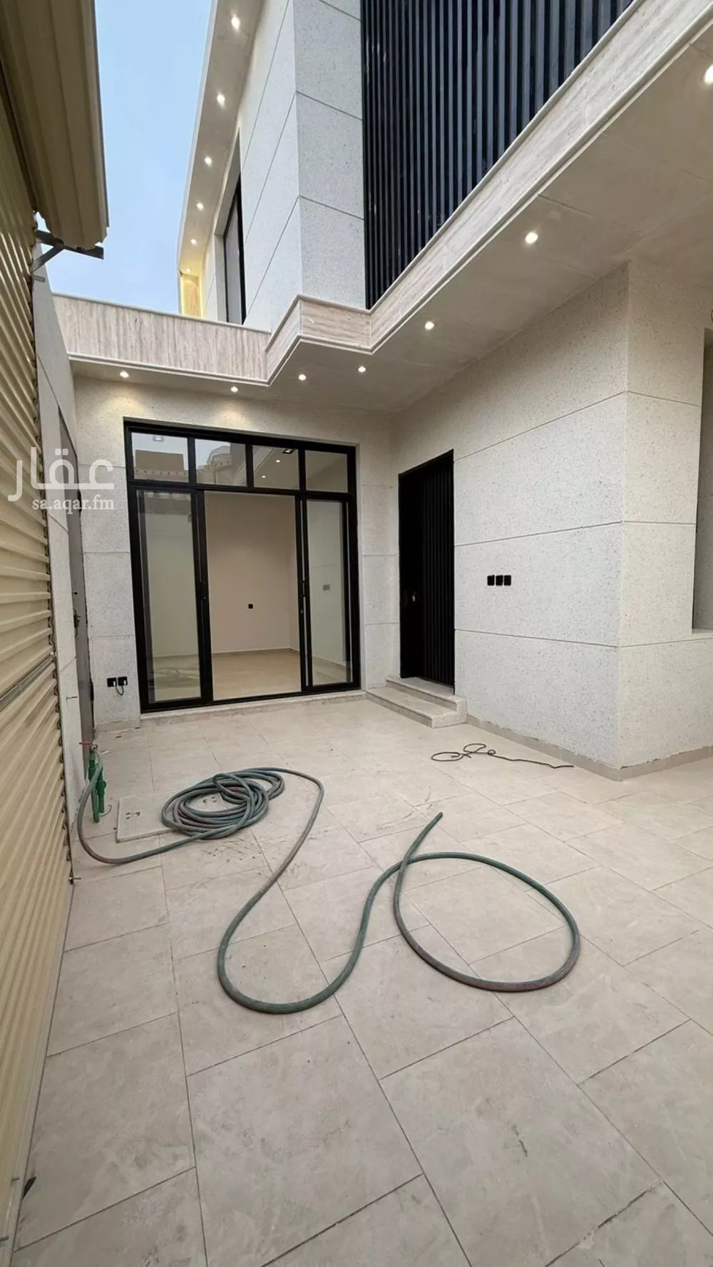 فيلا 4 غرف في طويق 5