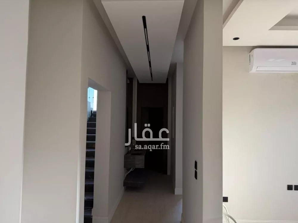 فيلا 4 غرف في العارض 14