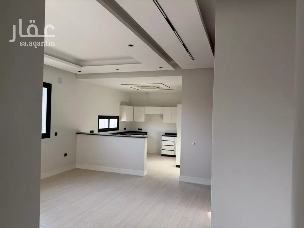 فيلا 4 غرف في العارض 20