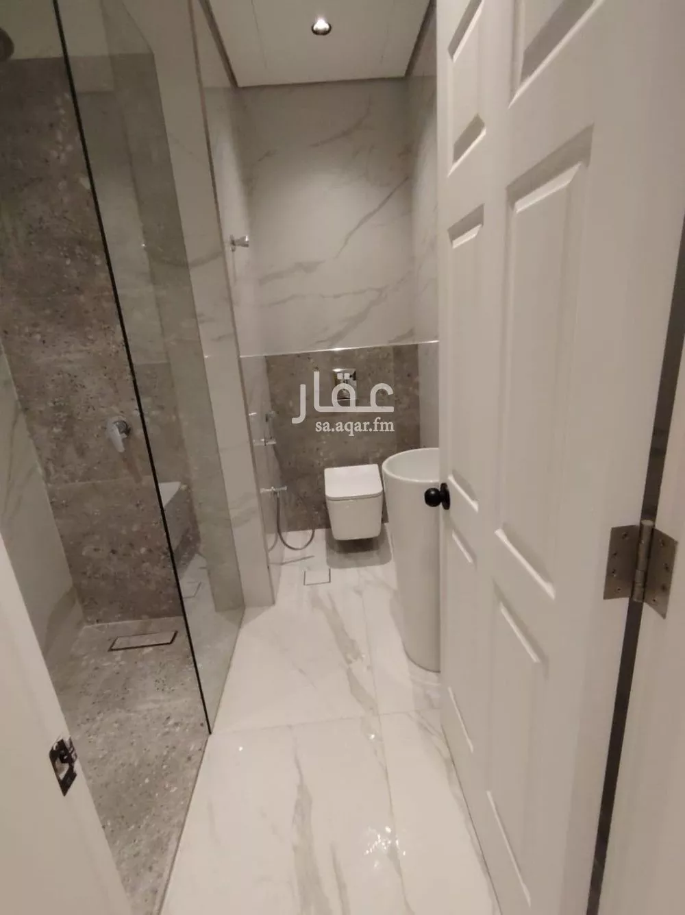 2 bedroom apartment in Al Nakheel 5