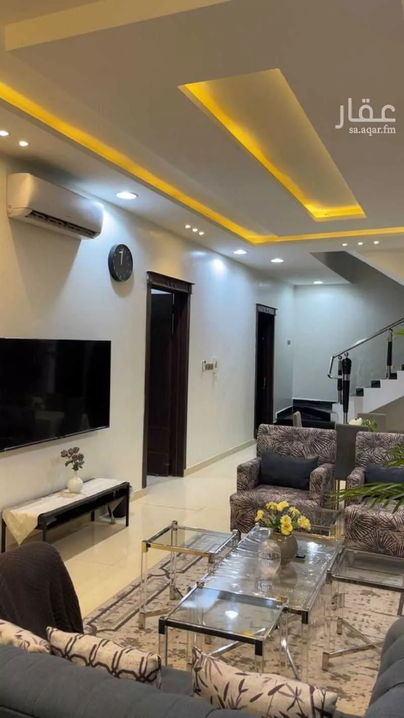 فيلا 7 غرف في القادسية 13