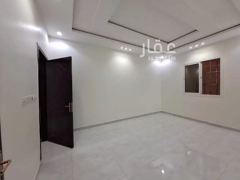 فيلا 8 غرف في الرمال 2