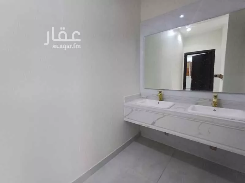 فيلا 8 غرف في الرمال 5