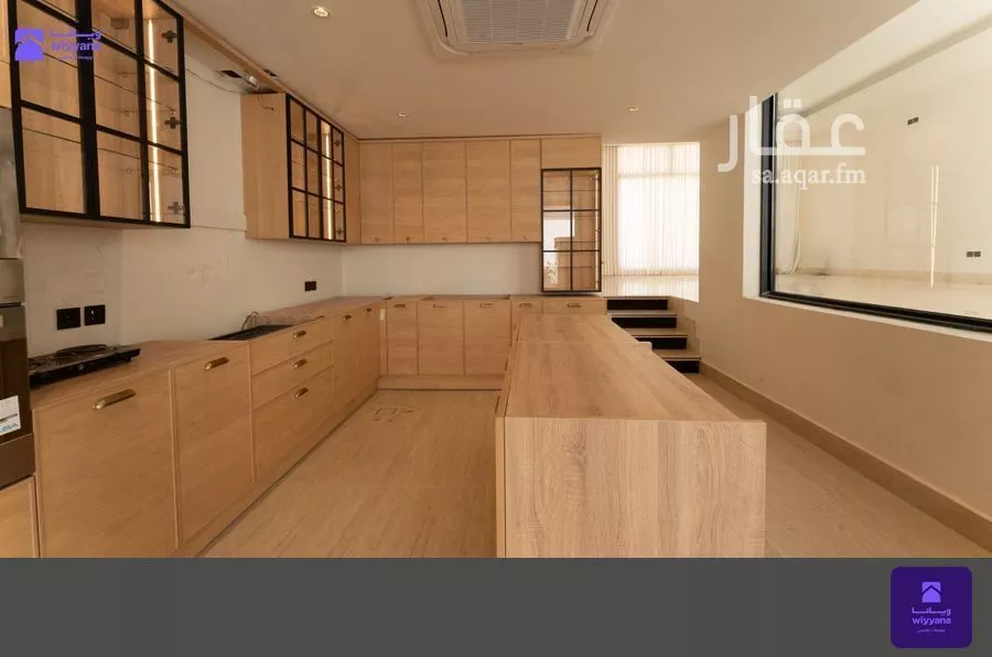 4 bedroom villa in Al Narjis 9