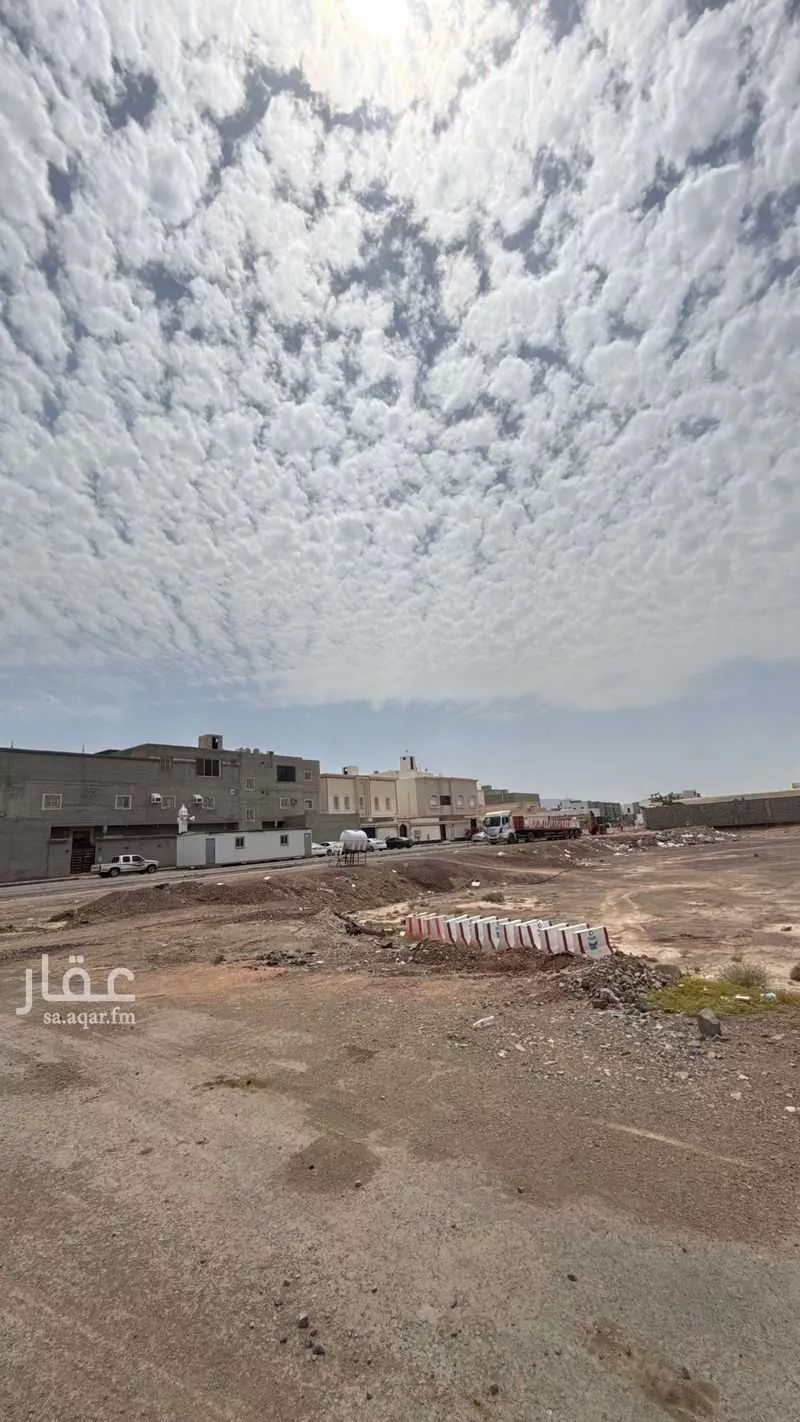 987 sqm land in Al Sakb 3