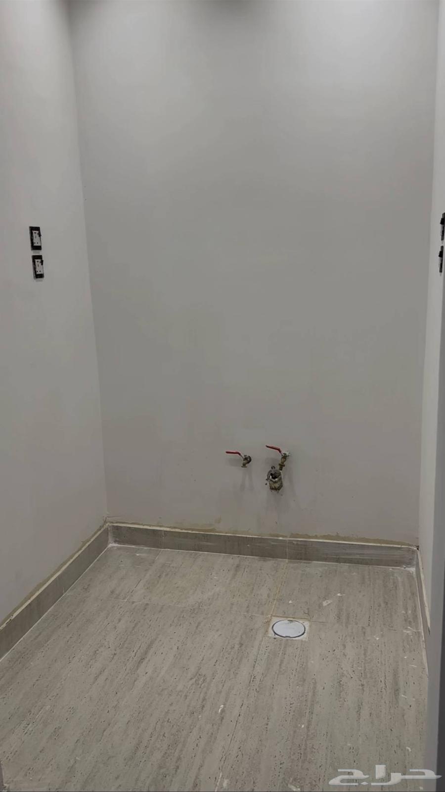 5 bedroom villa in Dahiat King Fahd 2