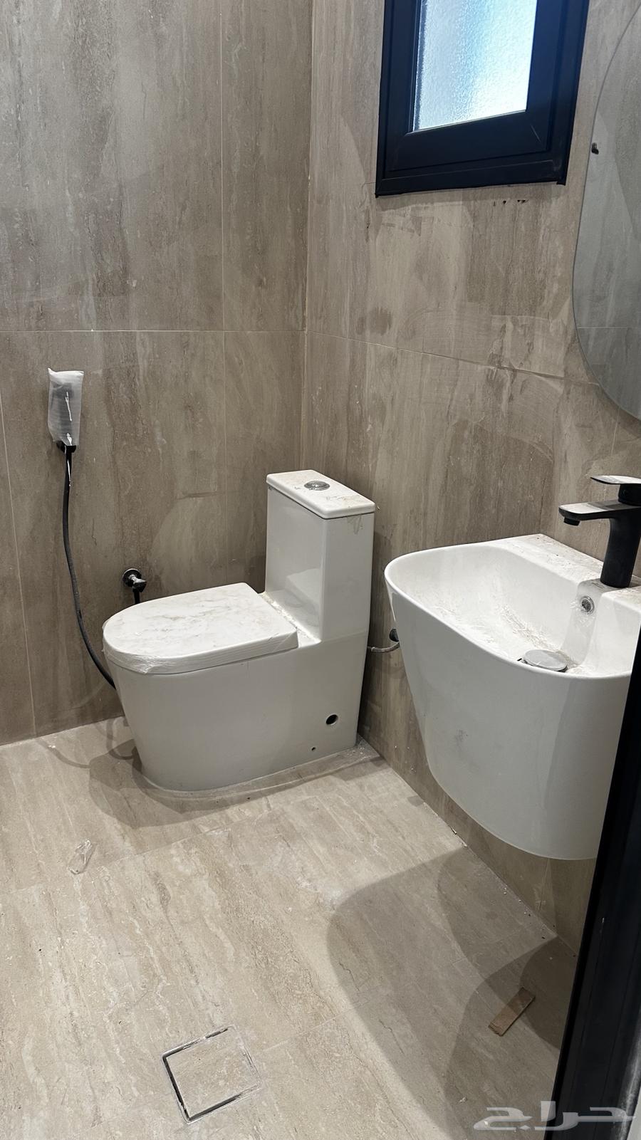 5 bedroom villa in Dahiat King Fahd 19