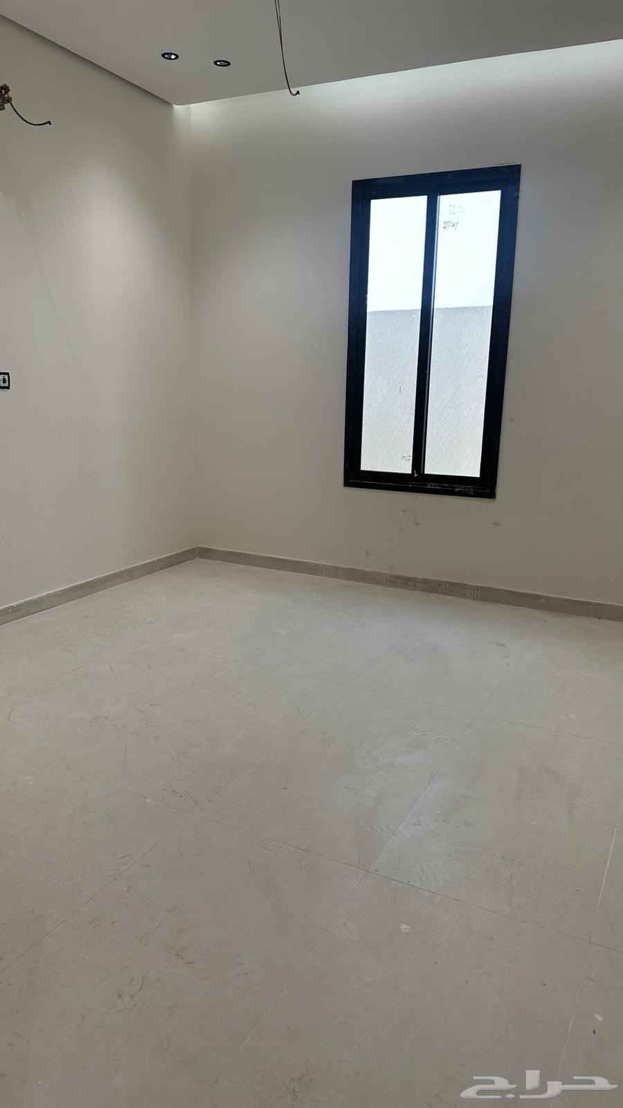 5 bedroom villa in Dahiat King Fahd 22