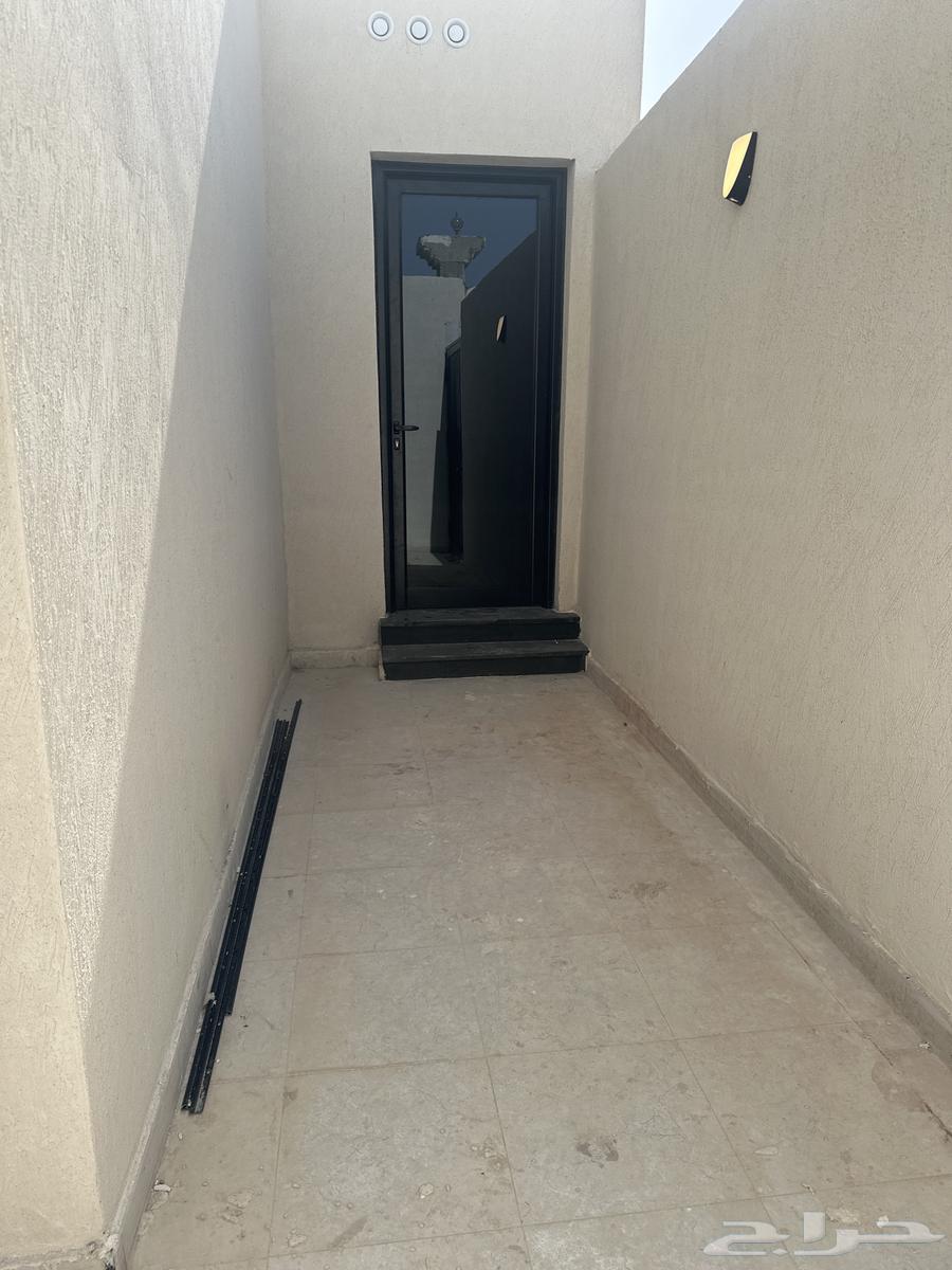 5 bedroom villa in Dahiat King Fahd 25