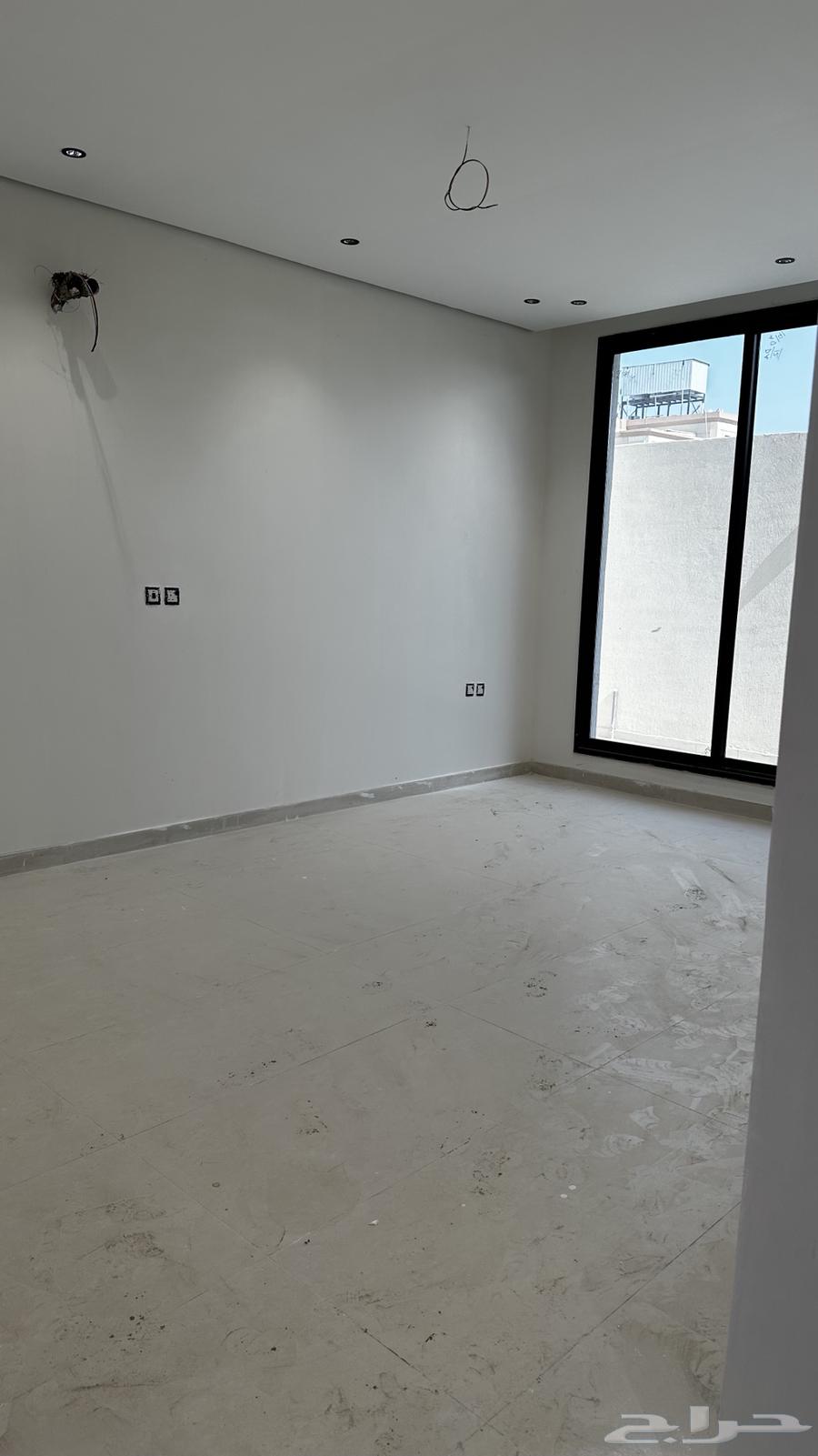 5 bedroom villa in Dahiat King Fahd 4