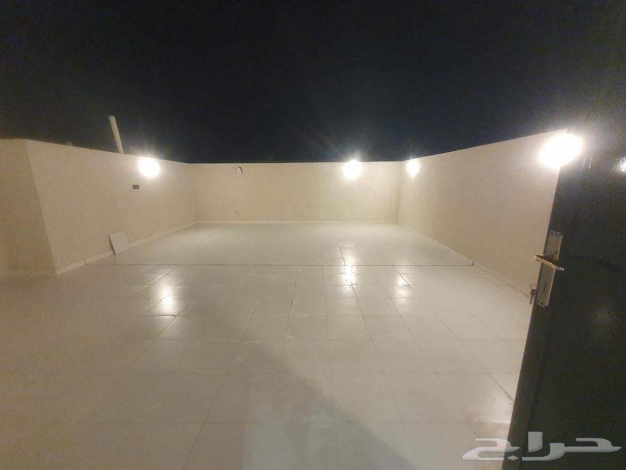 فيلا 9 غرف في احد 23