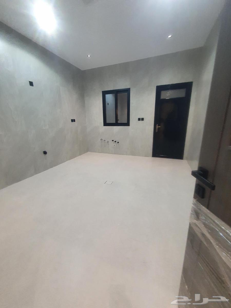 فيلا 9 غرف في احد 5