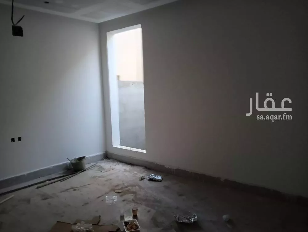 فيلا 4 غرف في ظهرة لبن 5