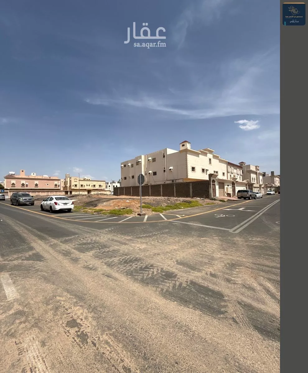 أرض 742 م² في الرانوناء 10