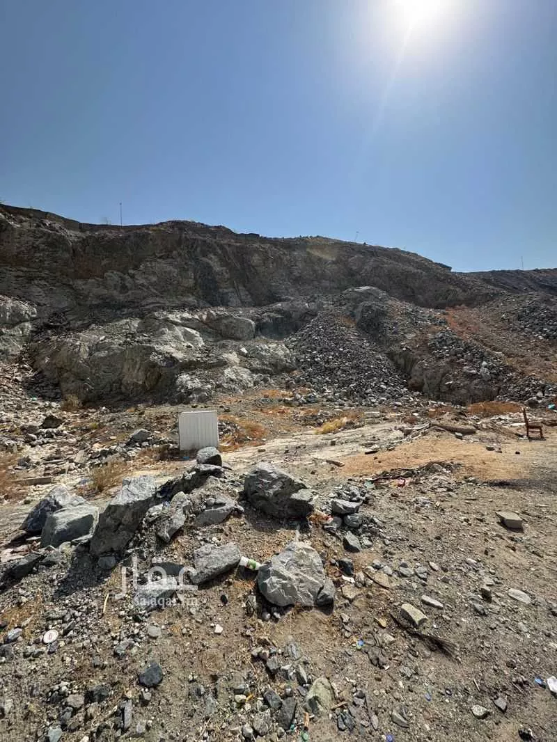 أرض 1323 م² في النزهة 5