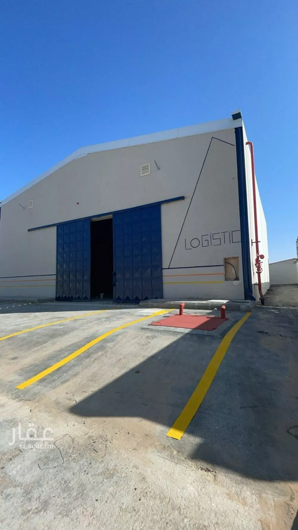 مستودع 750 م² في الغنامية 4